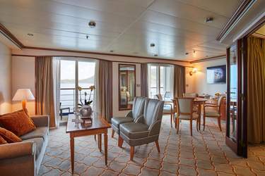 Silversea Cruises Silver Whisper Silver Suite 1.jpg